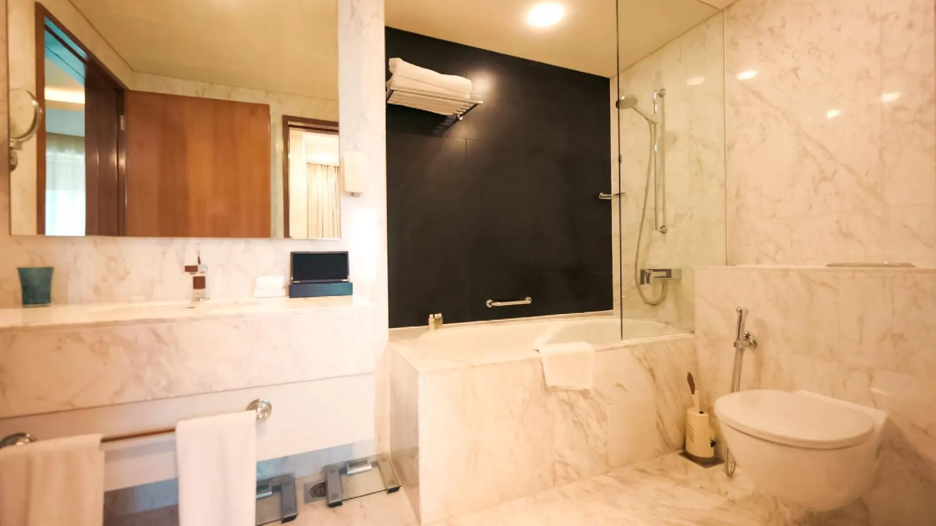 Fahh Apartment Dubai